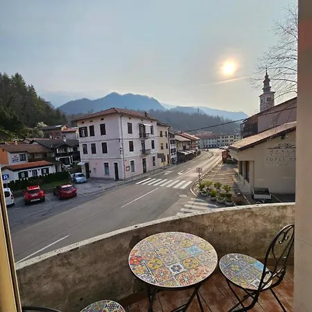 Smaragd Damir Antunovic-sobodajalec *