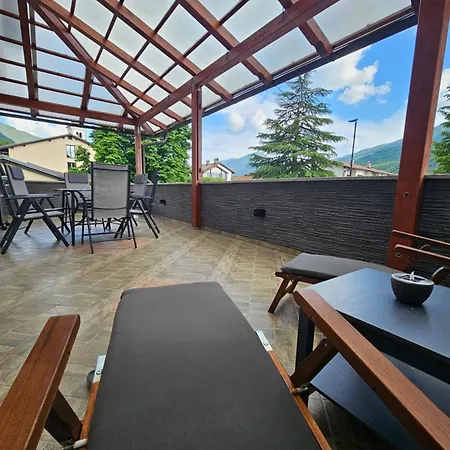 Smaragd Damir Antunovic-sobodajalec Kobarid