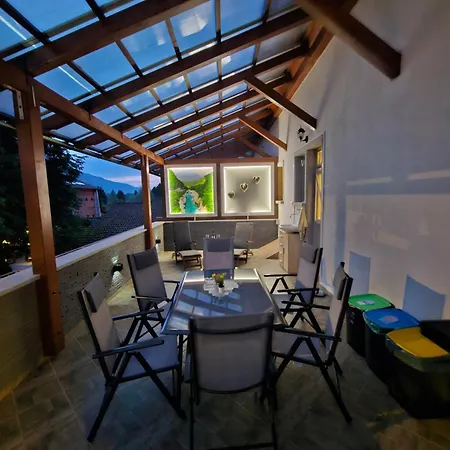 Smaragd Damir Antunovic-sobodajalec *